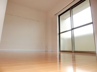 �y�Q���z�@