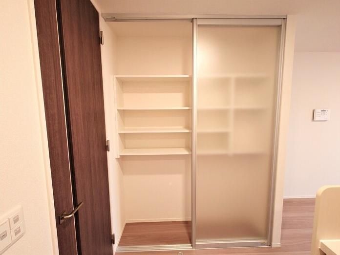 �y���̑��ݔ��z�@