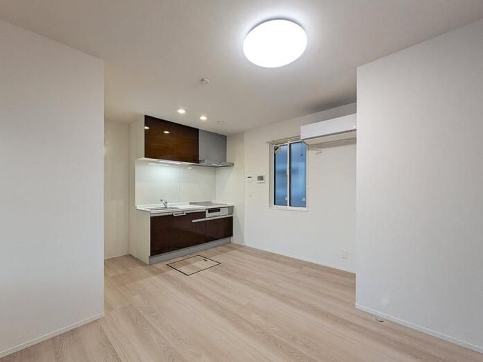 �y�L�b�`���z�@