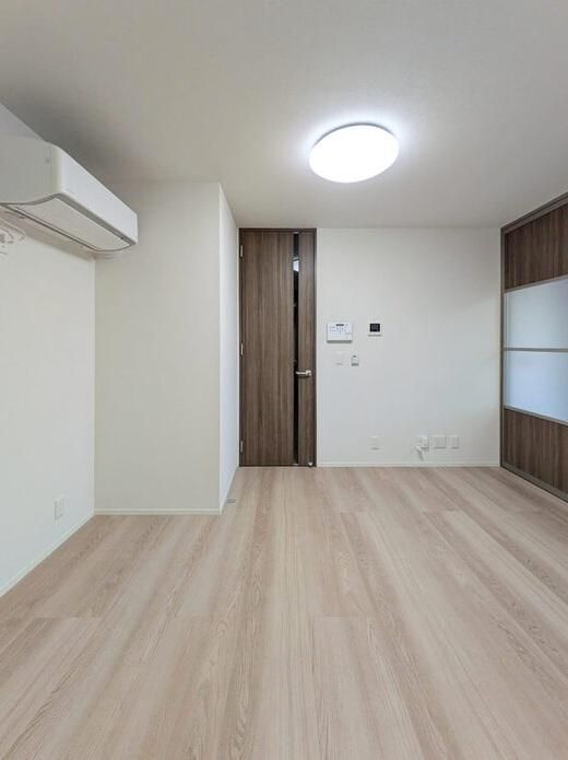 �y���ԁE���r���O�z�@