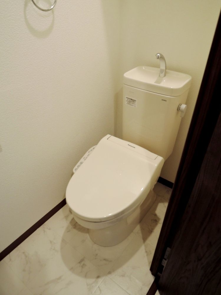 �y�g�C���z�@