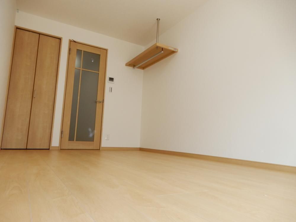 �y���ԁE���r���O�z�@