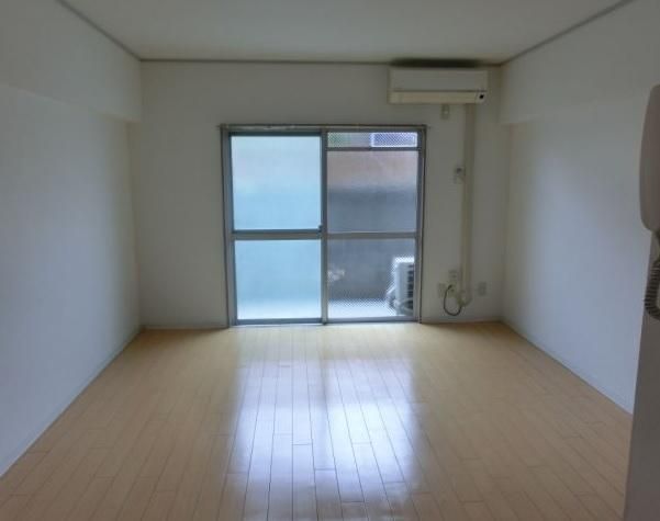 �y���ԁE���r���O�z�@