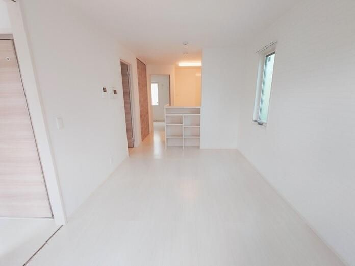 �y���ԁE���r���O�z�@