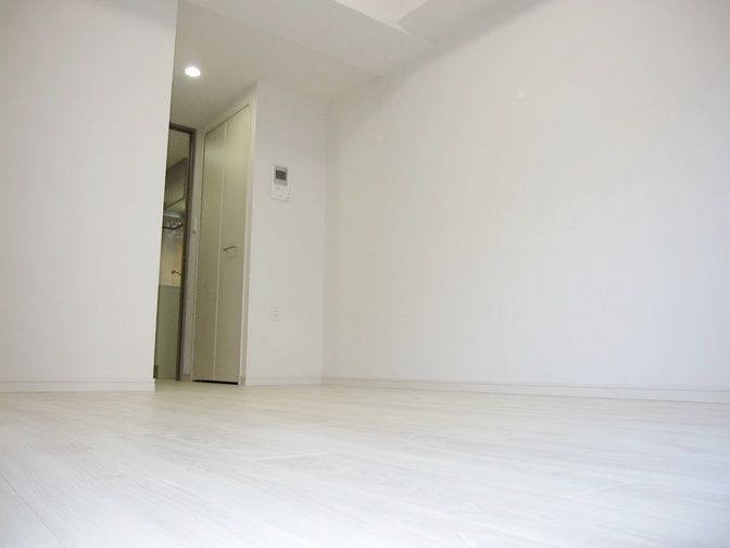 �y���ԁE���r���O�z�@