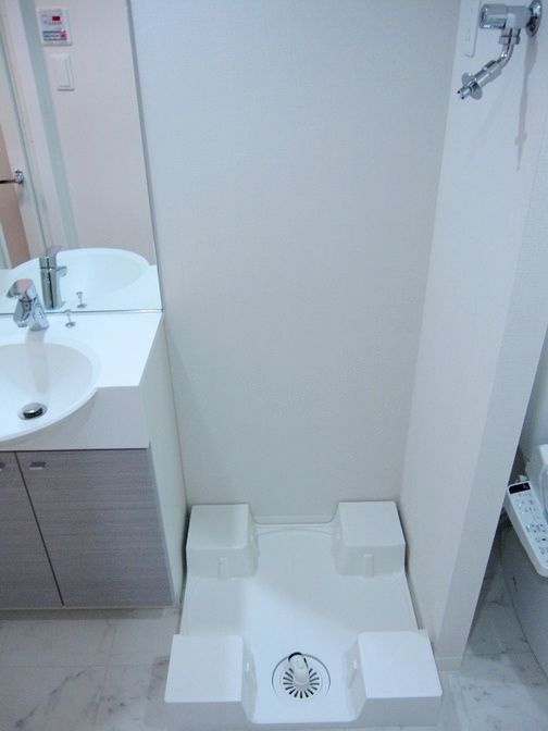 �y���̑��ݔ��z�@