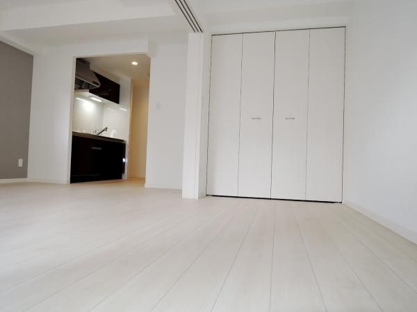 �y�Q���z�@