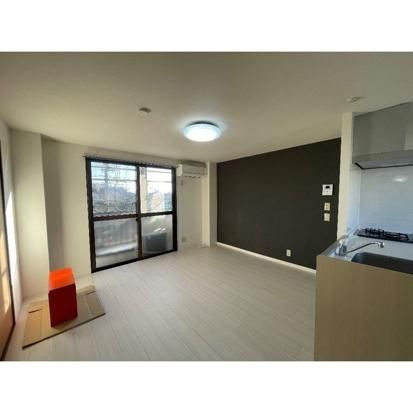 �y���ԁE���r���O�z�@