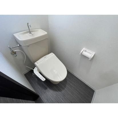 �y�g�C���z�@