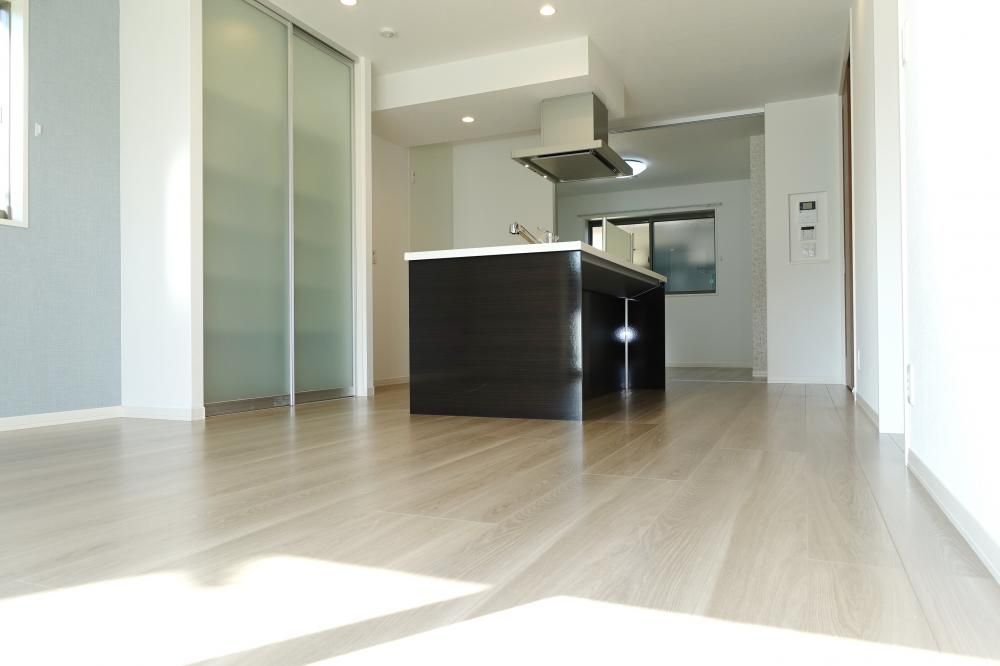 �y���ԁE���r���O�z�@