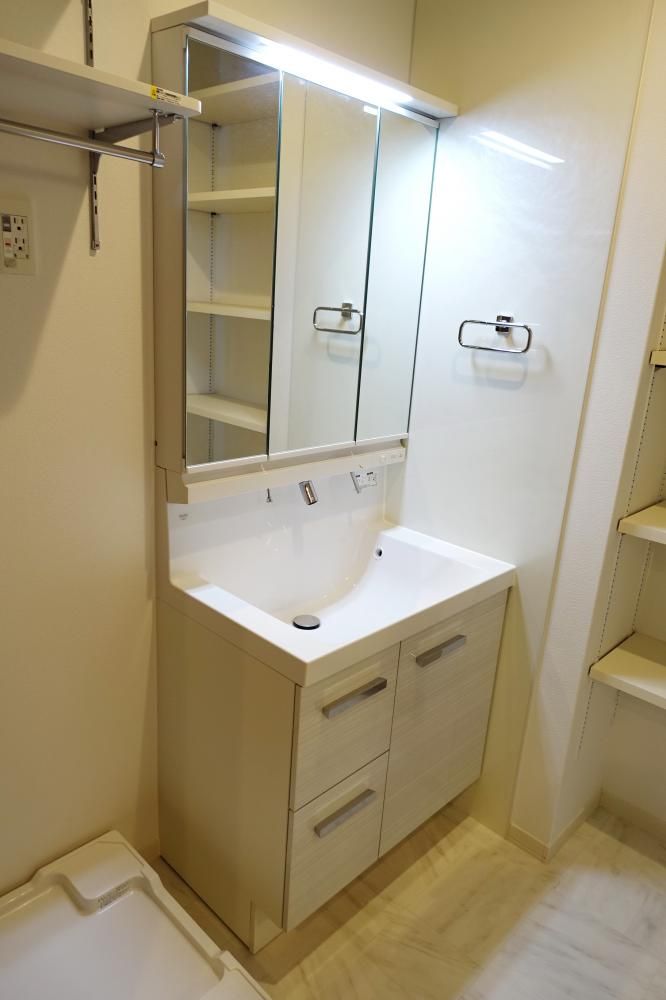 �y���ʏ��z�@