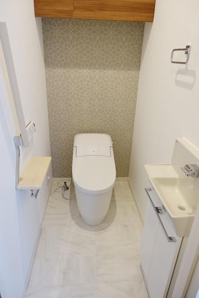 �y�g�C���z�@