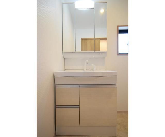 �y���ʏ��z�@