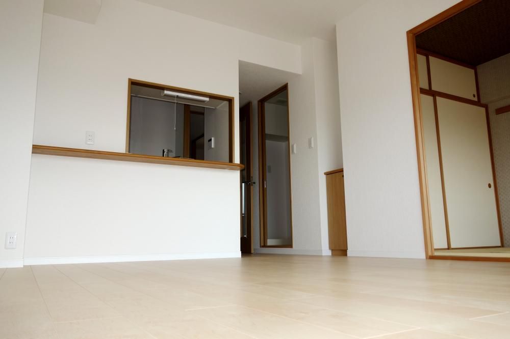 �y���ԁE���r���O�z�@