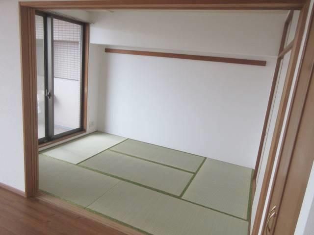 �y���̑��ݔ��z�@