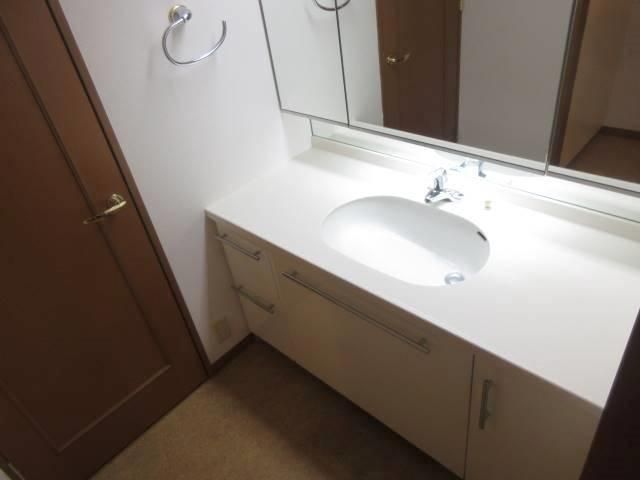 �y���ʏ��z�@