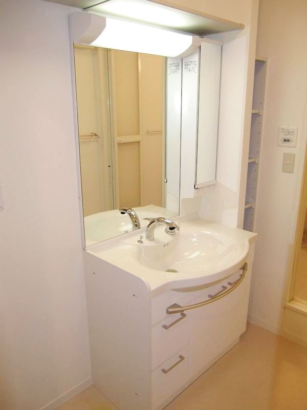 �y���ʏ��z�@