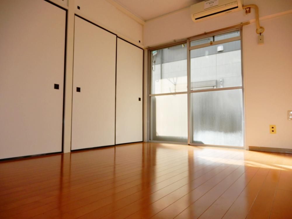 �y�Q���z�@