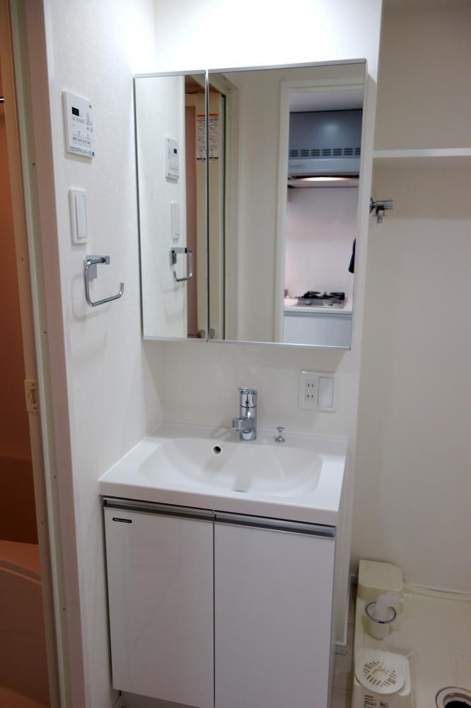 �y���ʏ��z�@