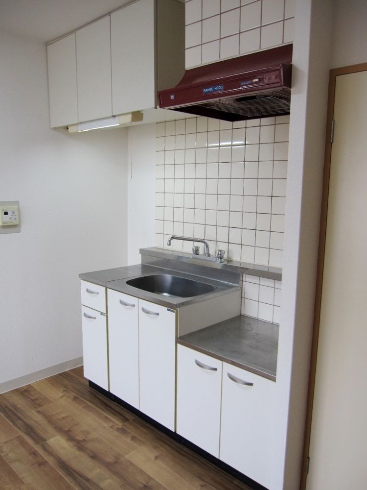 �y�L�b�`���z�@