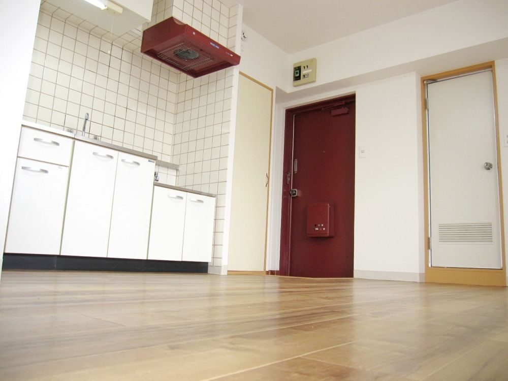 �y���̑��ݔ��z�@