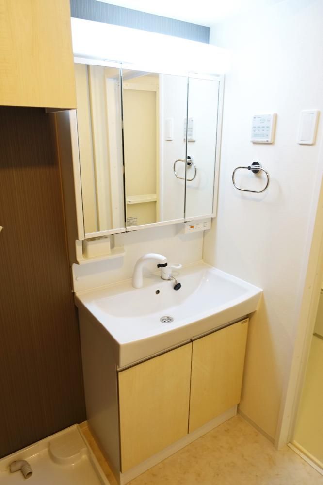 �y���ʏ��z�@