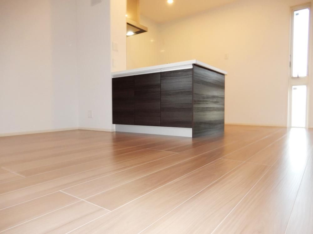 �y���ԁE���r���O�z�@