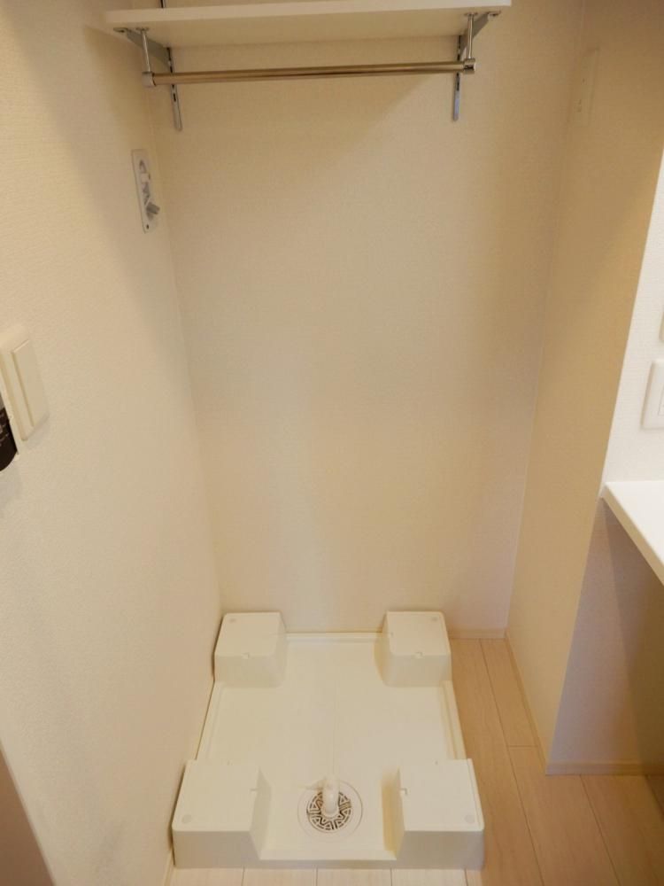 �y���̑��ݔ��z�@