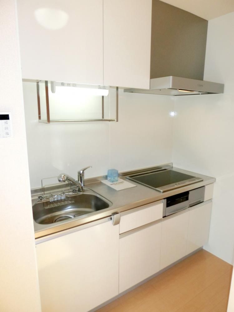 �y�L�b�`���z�@