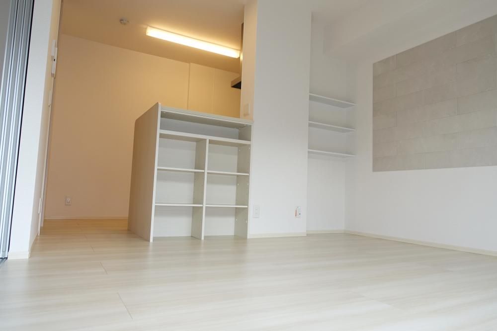 �y���ԁE���r���O�z�@