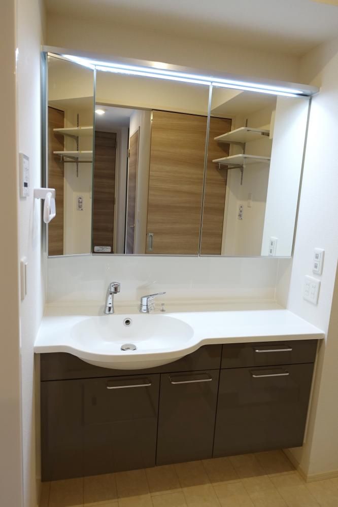 �y���ʏ��z�@