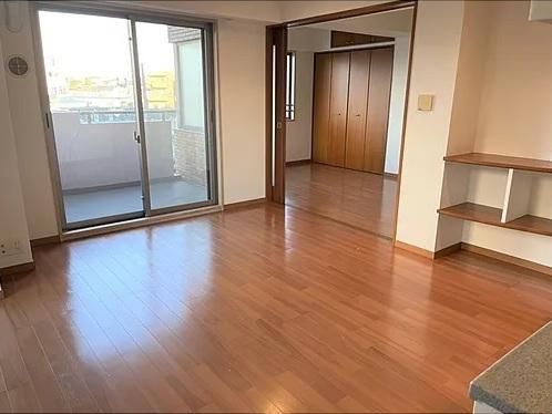 �y���ԁE���r���O�z�@