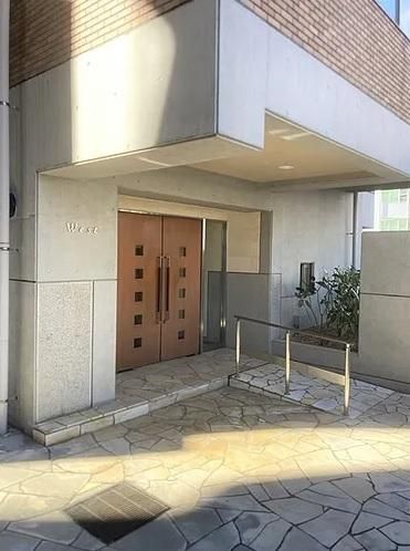 �y�G���g�����X�z�@