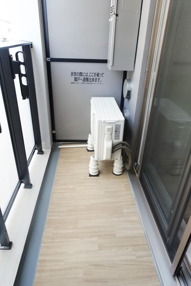 �y�x�����_�z�@