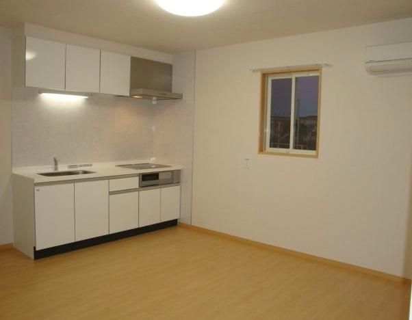 �y���ԁE���r���O�z�@