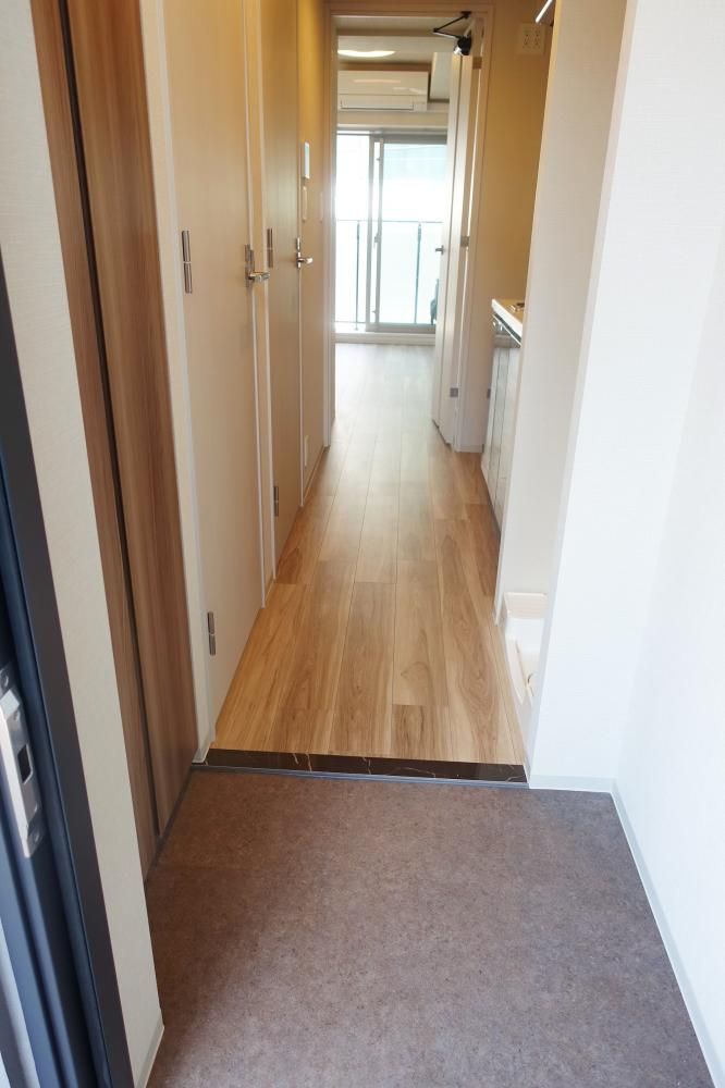 �y�Z�L�����e�B�z�@