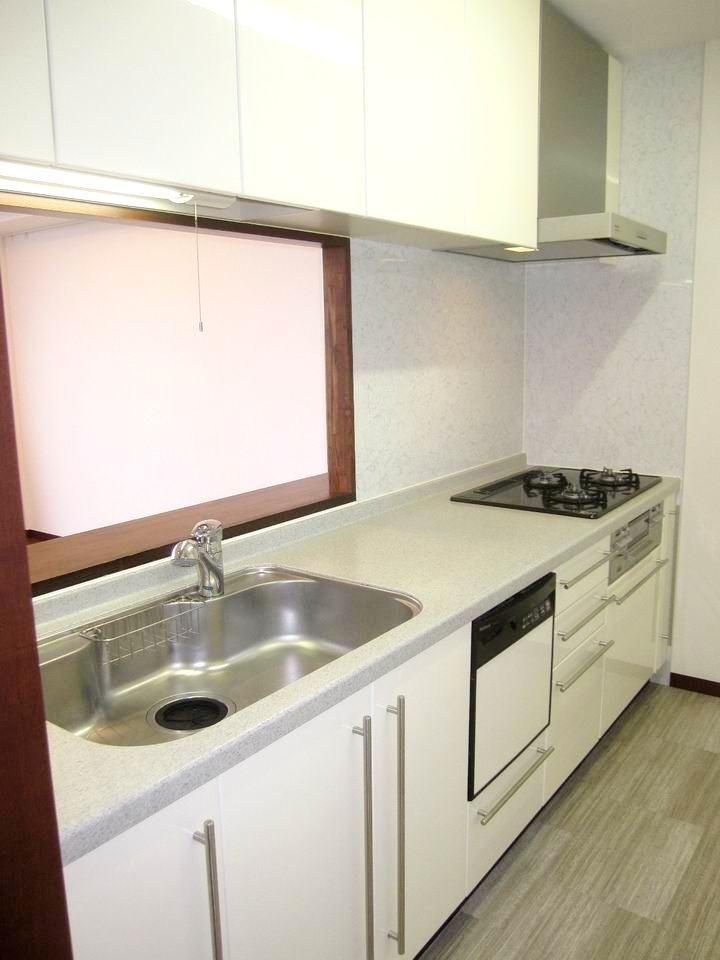 �y�L�b�`���z�@