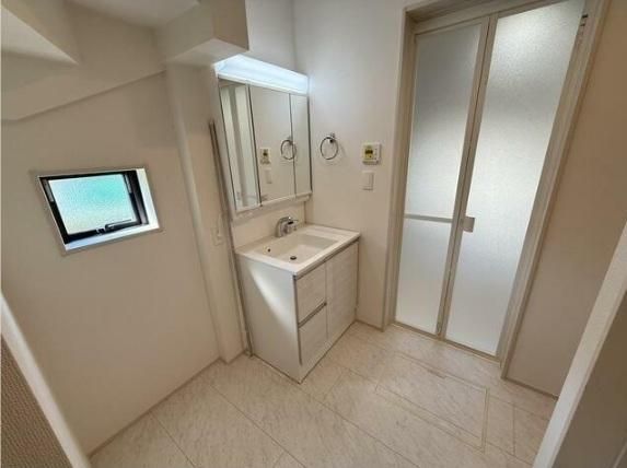 �y���ʏ��z�@