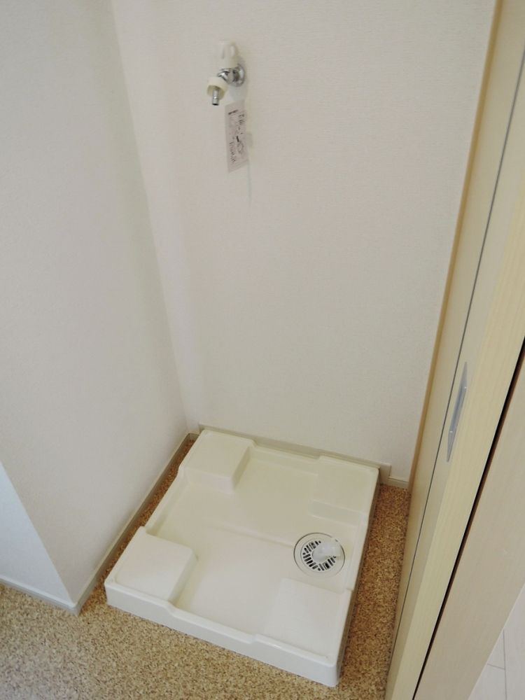 �y���̑��ݔ��z�@