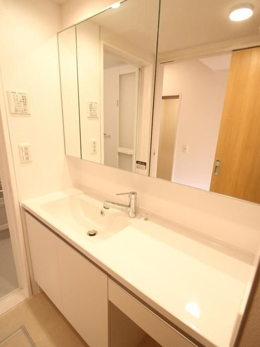 �y���ʏ��z�@