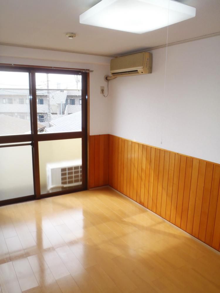 �y�Q���z�@