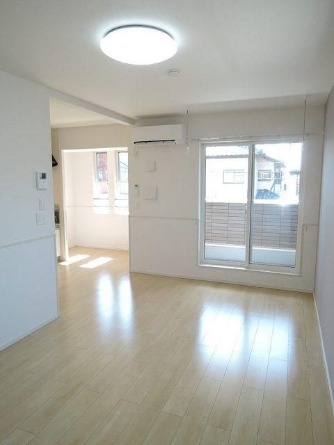 �y���ԁE���r���O�z�@