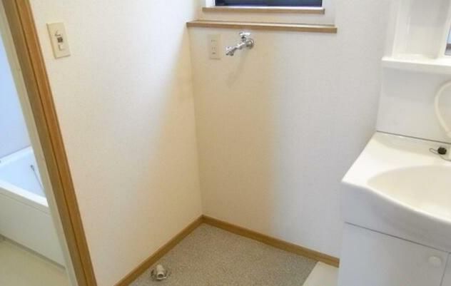 �y���̑��ݔ��z�@