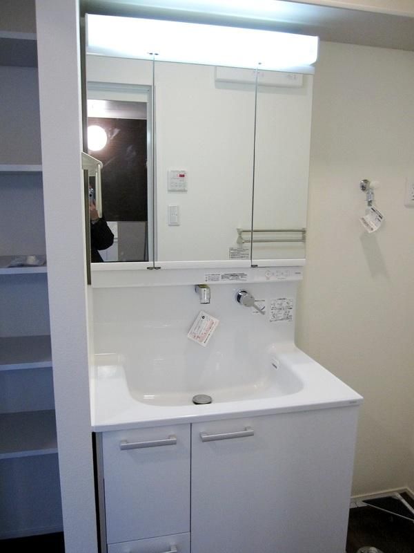 �y���ʏ��z�@