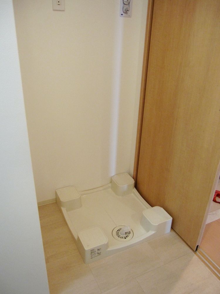 �y���̑��ݔ��z�@