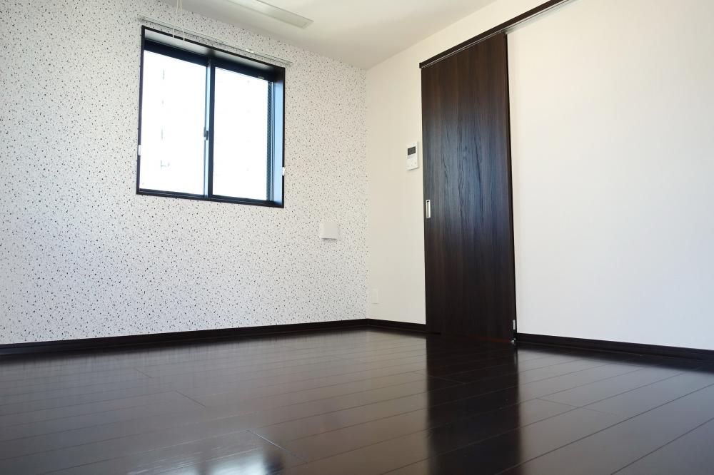 �y���ԁE���r���O�z�@